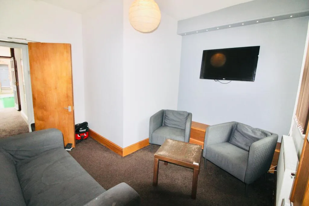 4 bedroom terraced house for rent