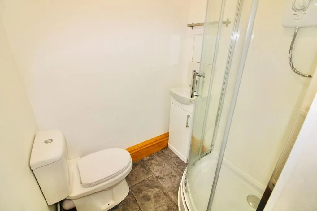 4 bedroom terraced house for rent