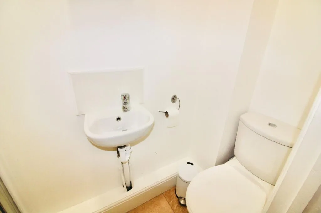 4 bedroom terraced house for rent