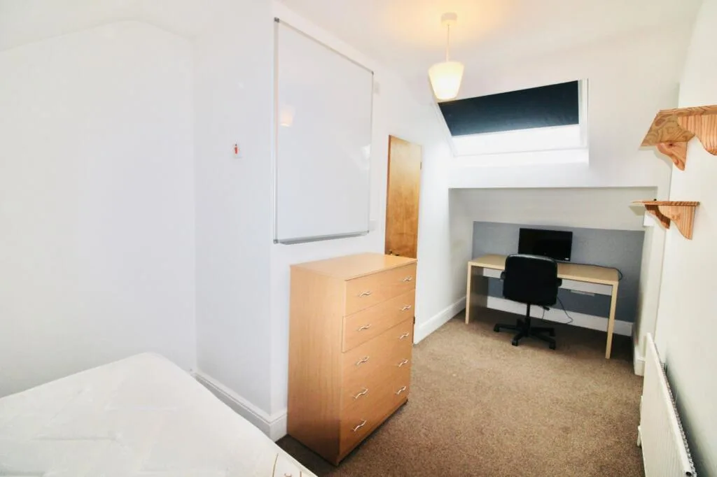 4 bedroom terraced house for rent
