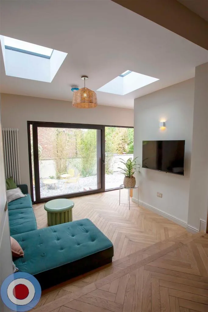 8 bedroom terraced house for rent