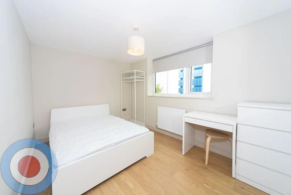 8 bedroom house for rent