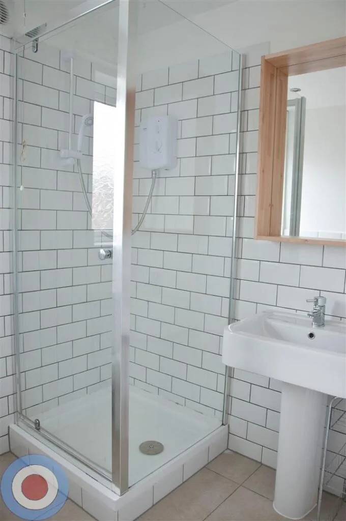 5 bedroom detached house for rent