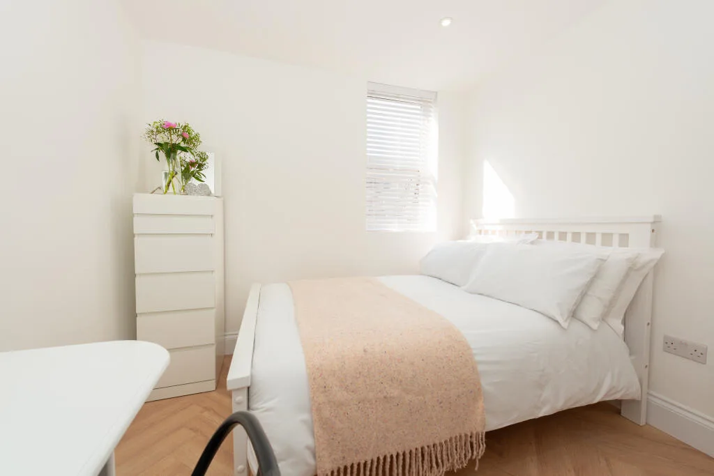 6 bedroom terraced house for rent