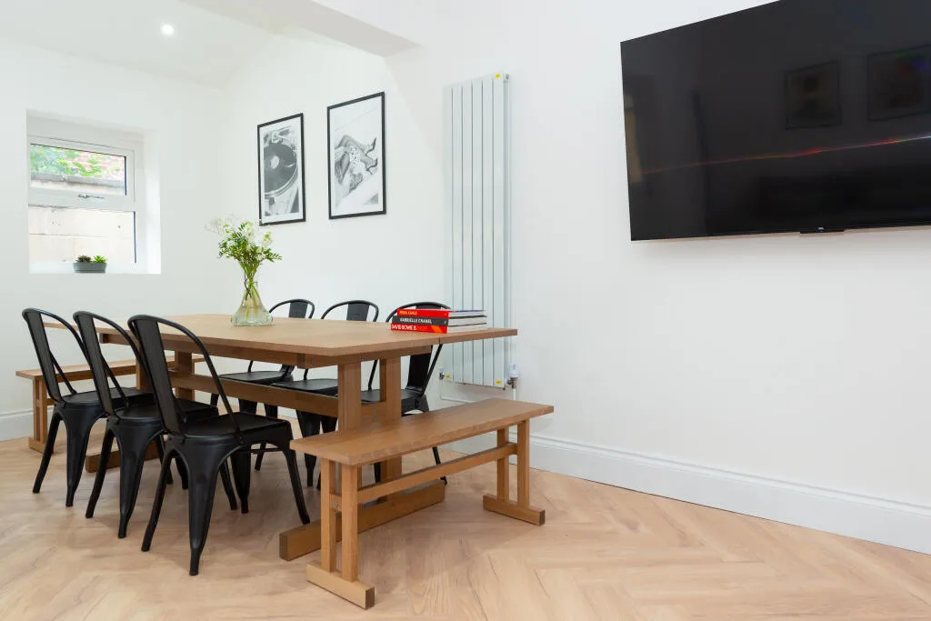 6 bedroom terraced house for rent