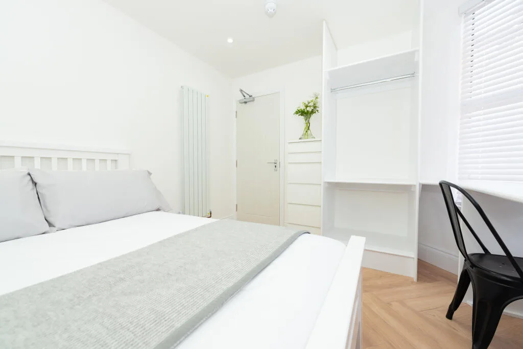 6 bedroom terraced house for rent