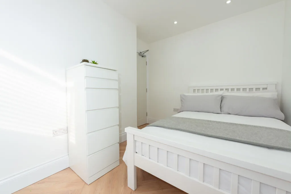 6 bedroom terraced house for rent