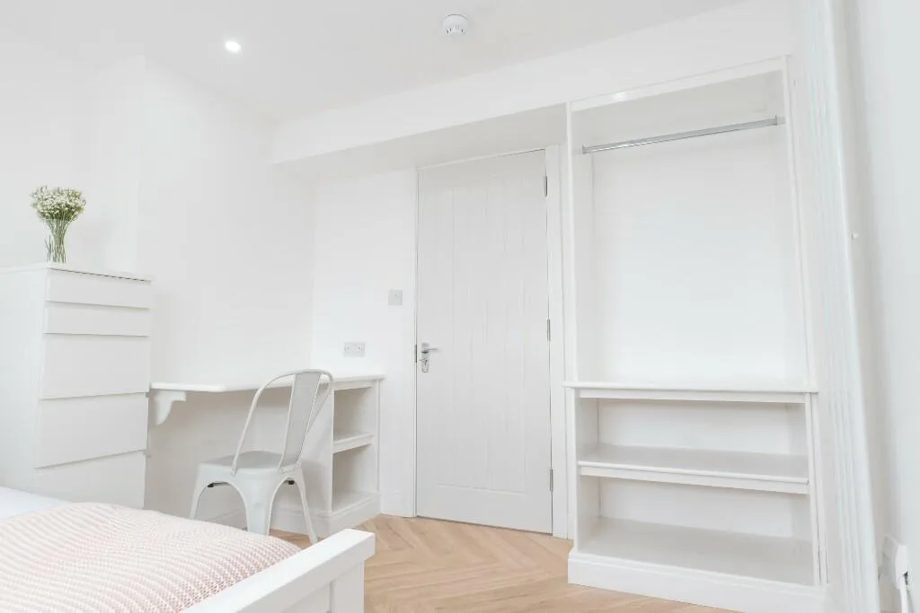 6 bedroom terraced house for rent