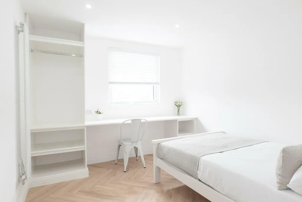 6 bedroom terraced house for rent