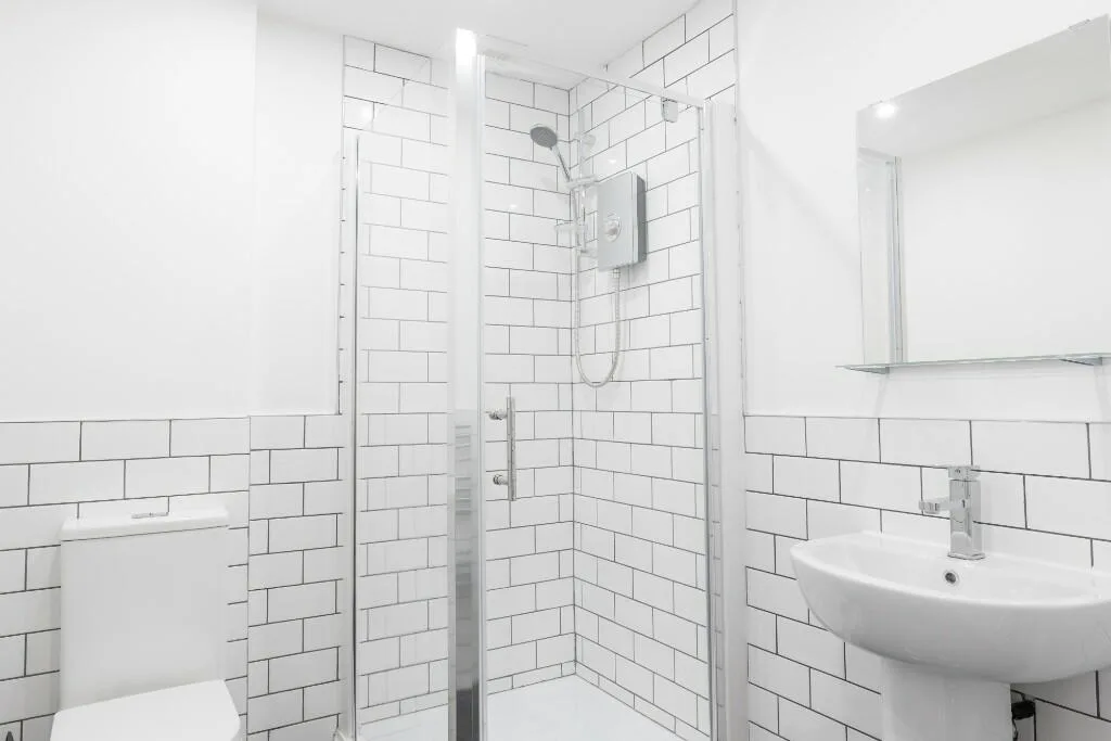 6 bedroom terraced house for rent