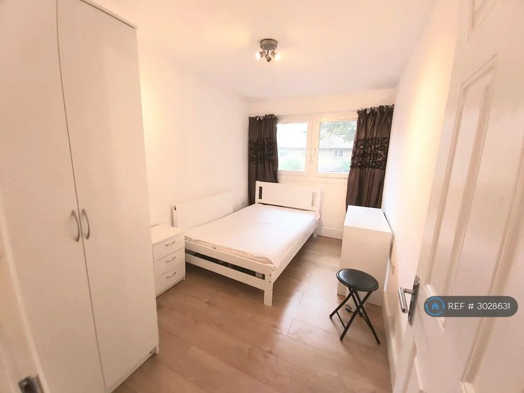 4 bedroom flat for rent