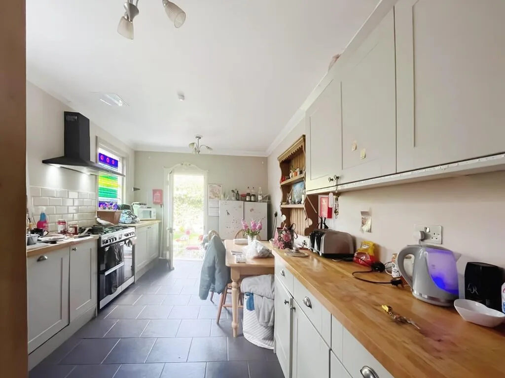 4 bedroom terraced house for rent