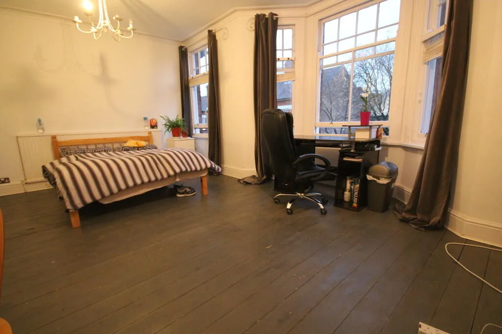 4 bedroom terraced house for rent