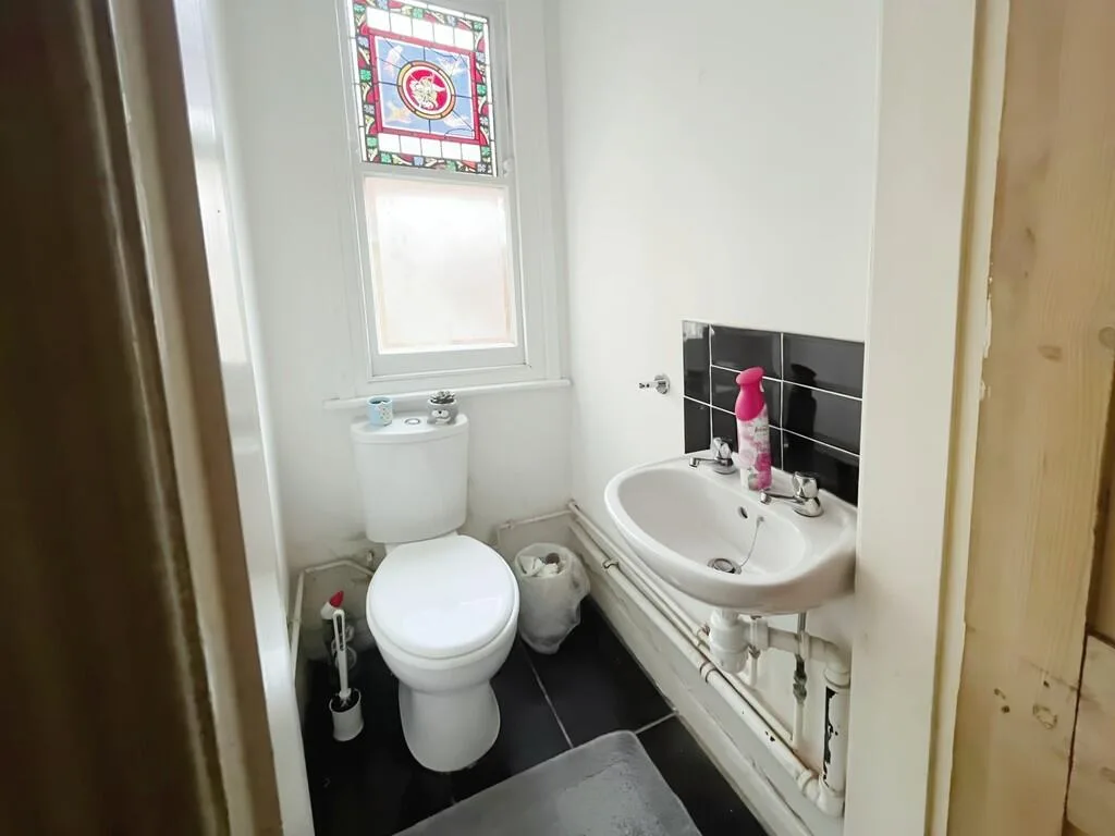 4 bedroom terraced house for rent