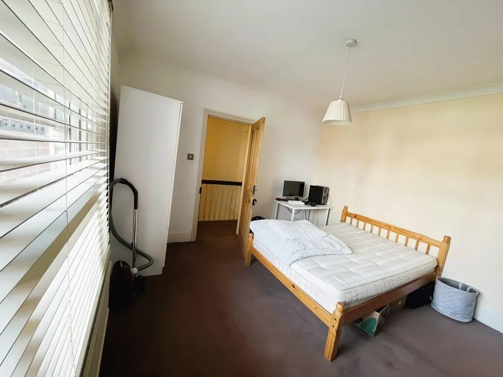 4 bedroom terraced house for rent