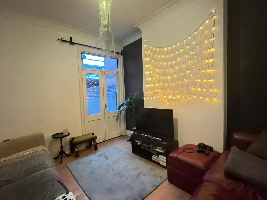 4 bedroom terraced house for rent