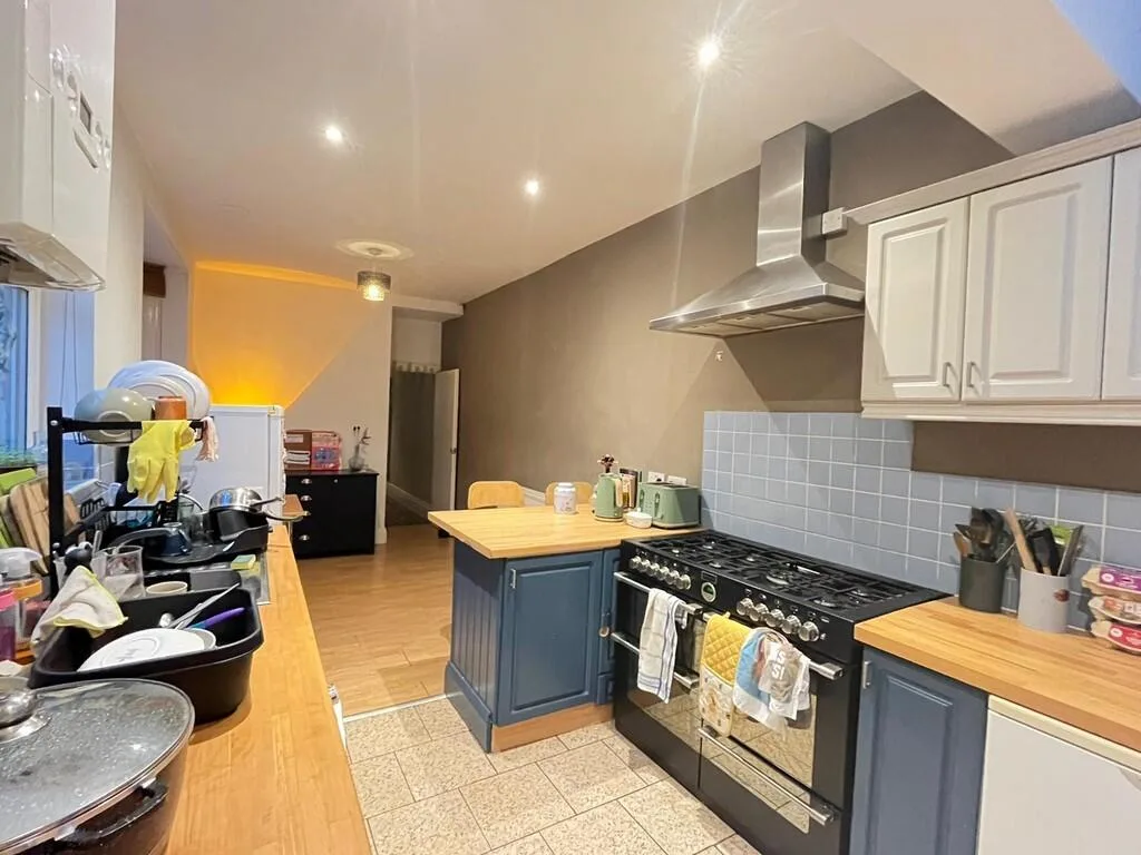 4 bedroom terraced house for rent