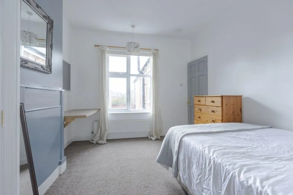4 bedroom terraced house for rent