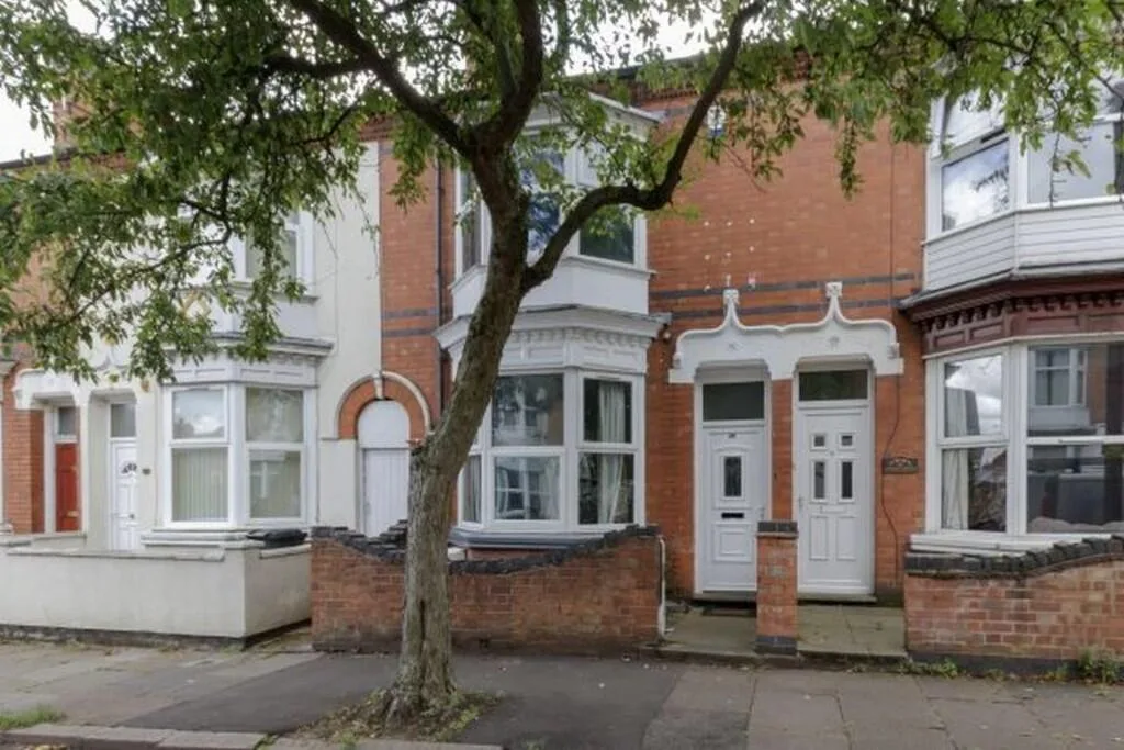 4 bedroom terraced house for rent