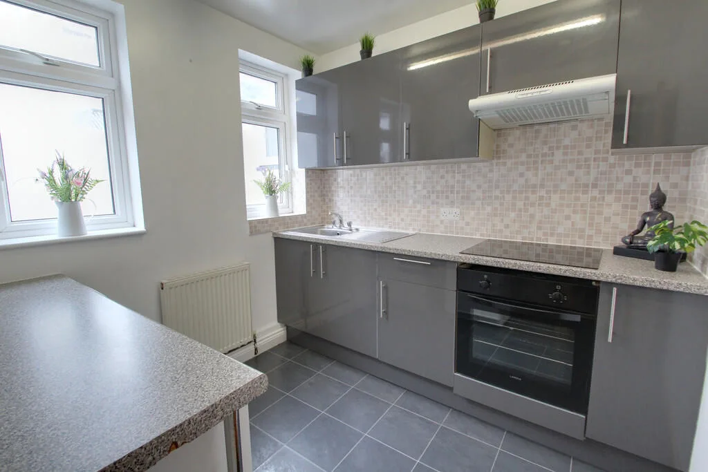 2 bedroom apartment for rent