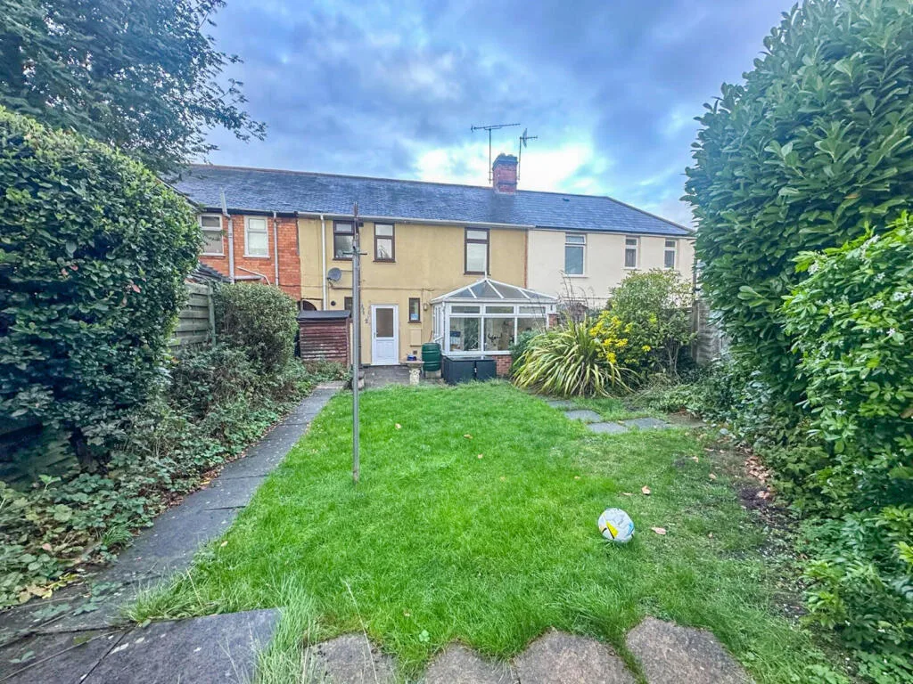 2 bedroom house for rent