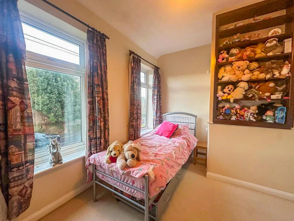 2 bedroom house for rent