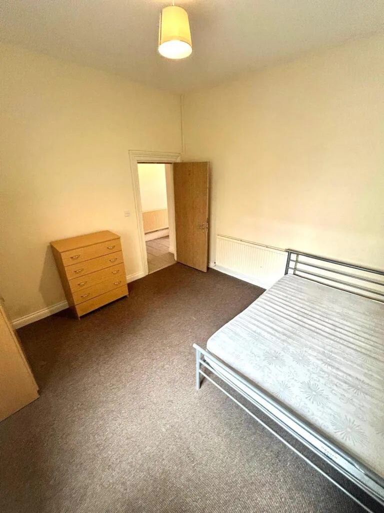11 bedroom house for rent
