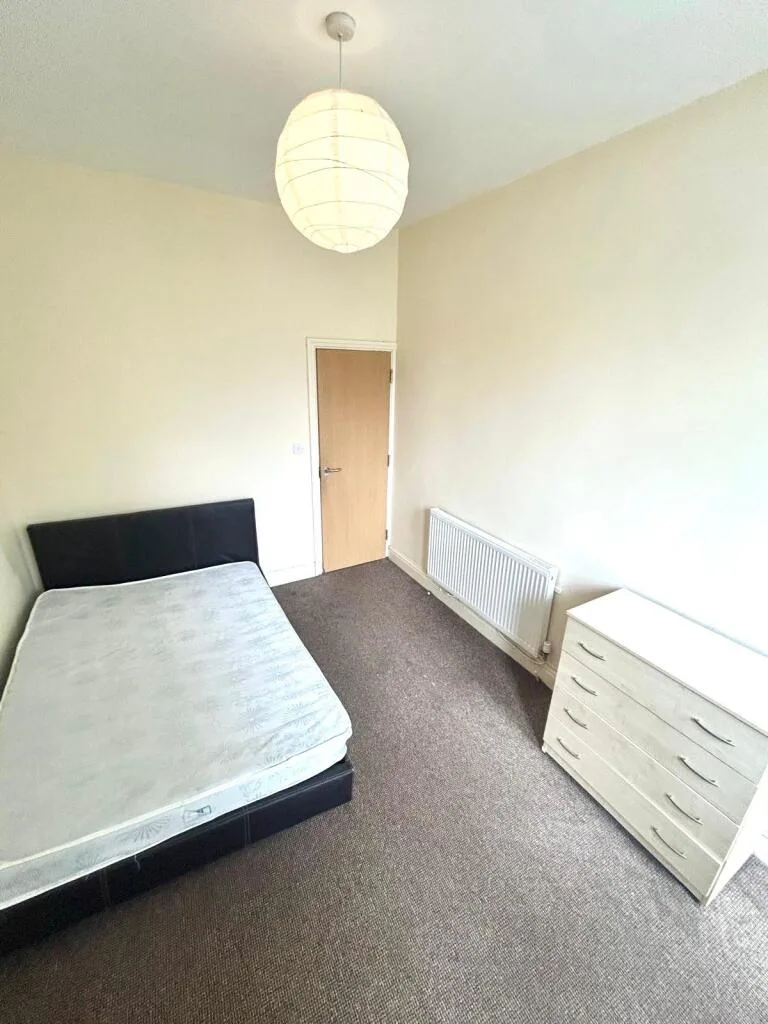 11 bedroom house for rent