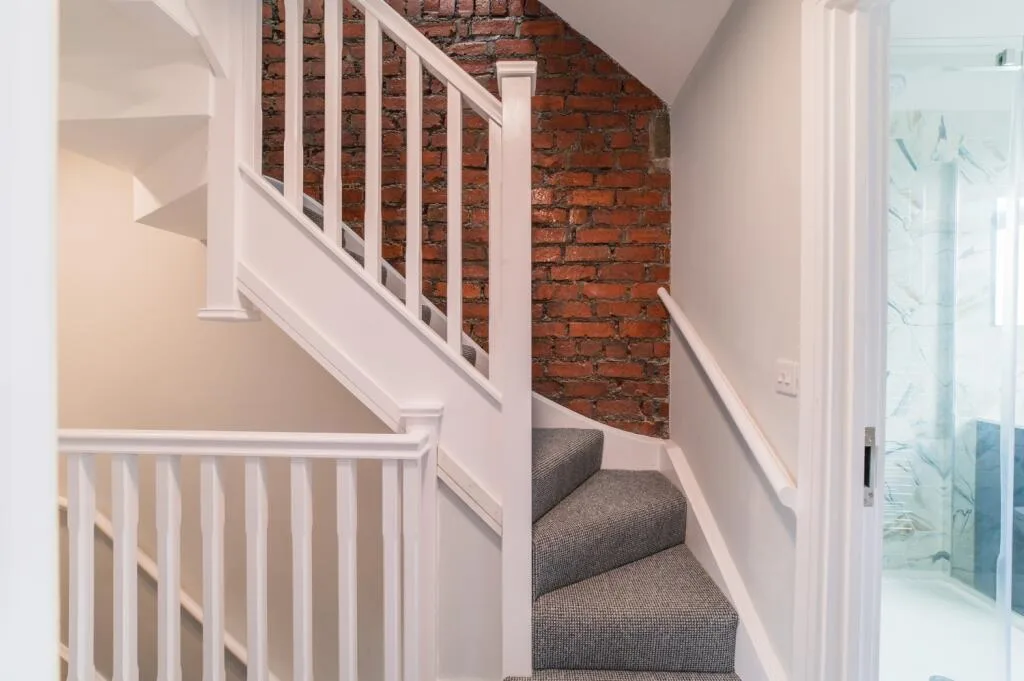 6 bedroom terraced house for rent