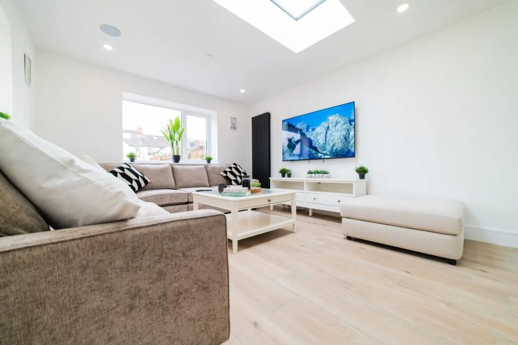 7 bedroom terraced house for rent