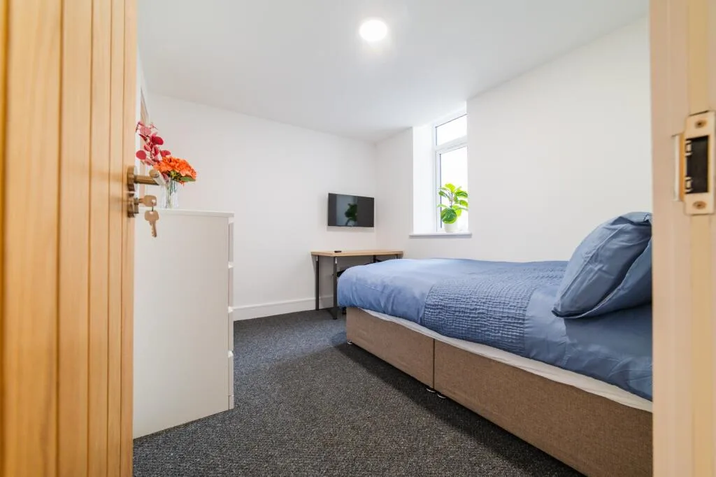 7 bedroom terraced house for rent