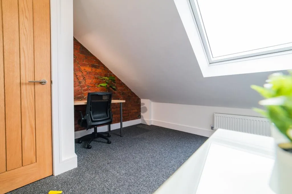 7 bedroom terraced house for rent