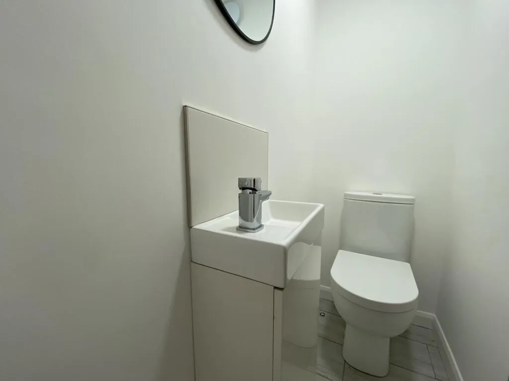 6 bedroom terraced house for rent
