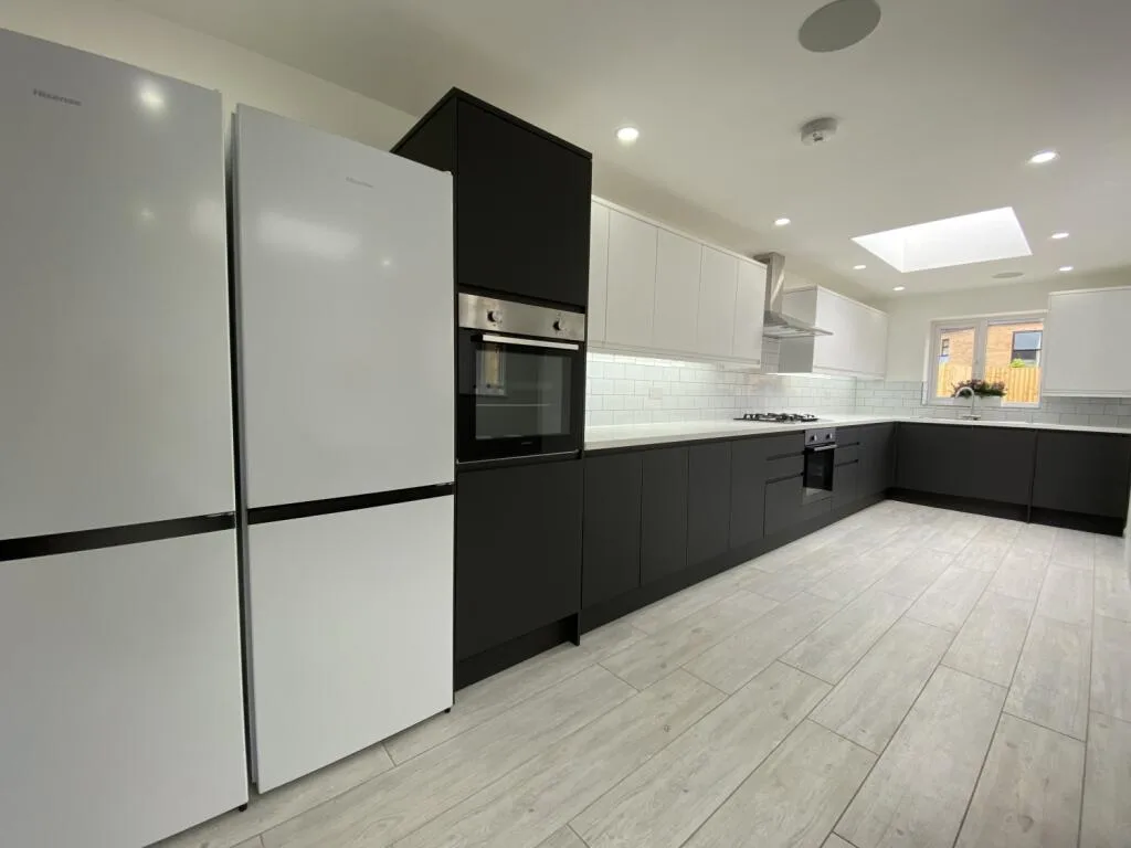 6 bedroom terraced house for rent