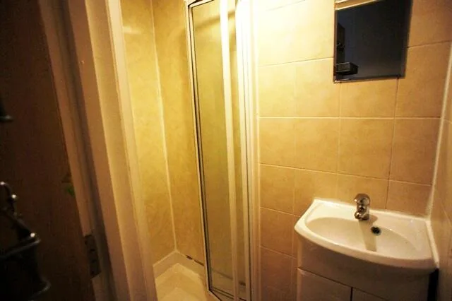 7 bedroom house for rent
