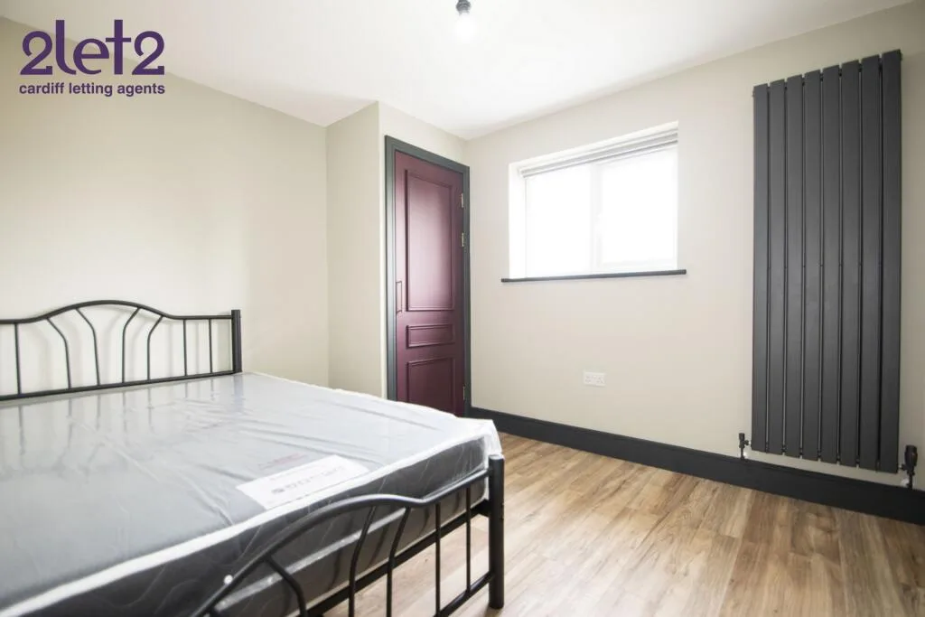 8 bedroom house for rent