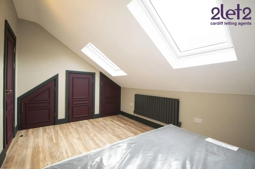 8 bedroom house for rent