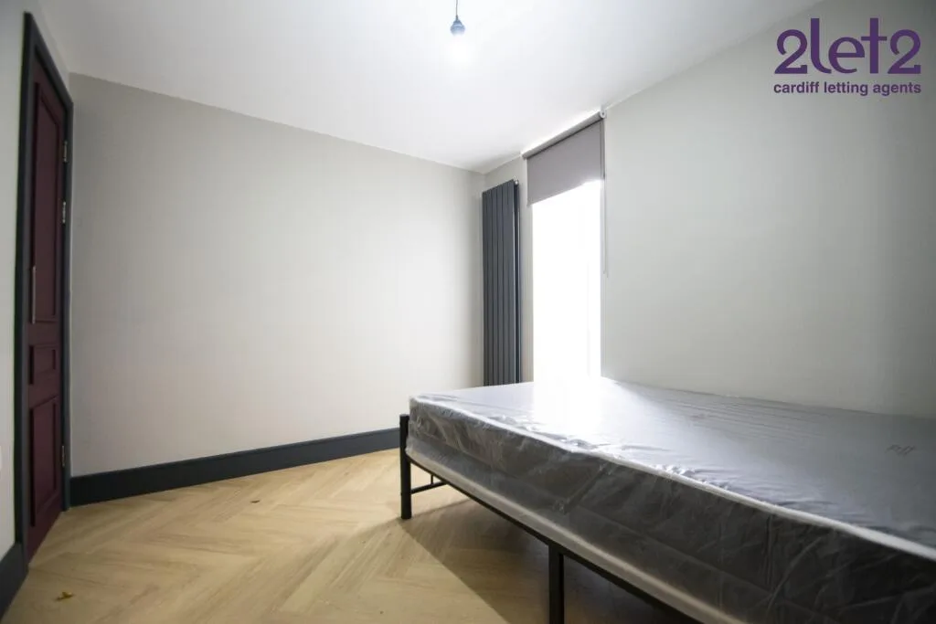 8 bedroom house for rent