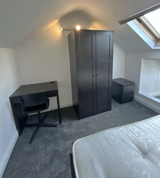 7 bedroom house for rent