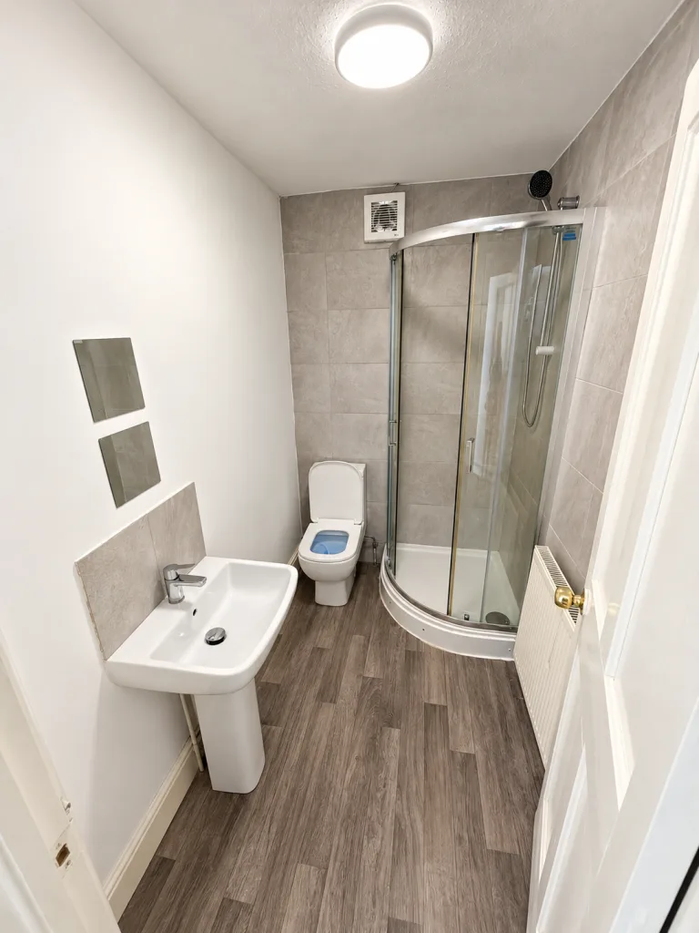 7 bedroom house for rent