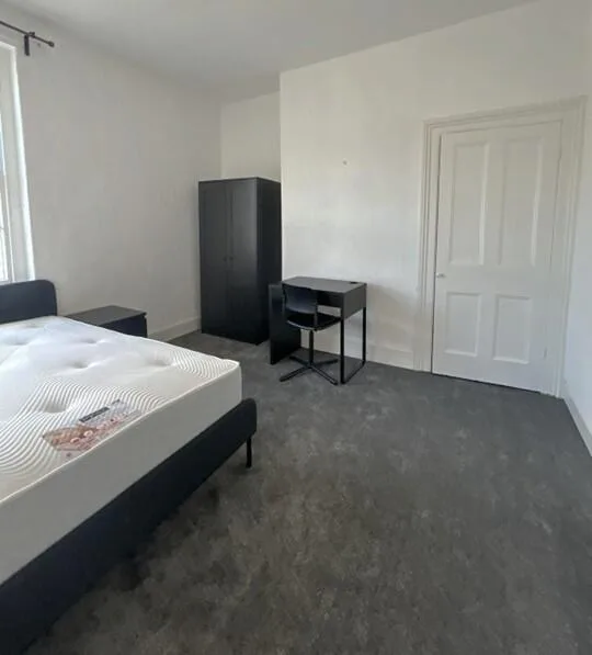 7 bedroom house for rent