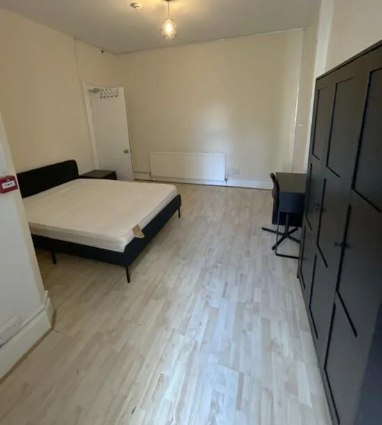 7 bedroom house for rent