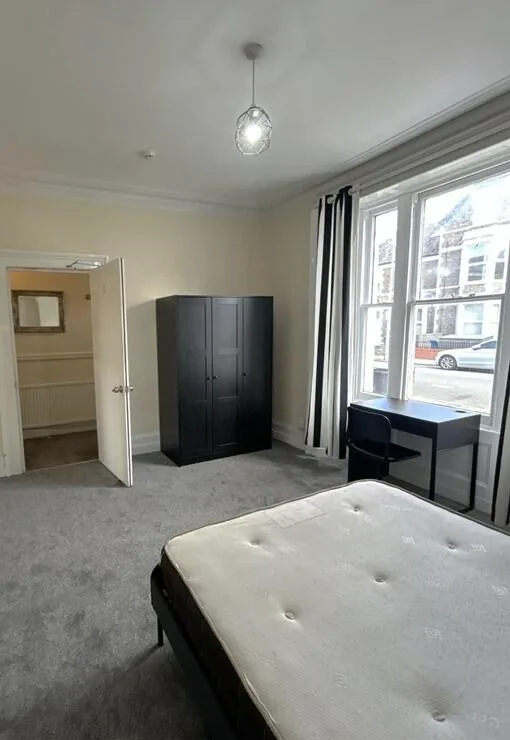 7 bedroom house for rent