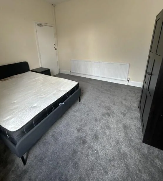 7 bedroom house for rent