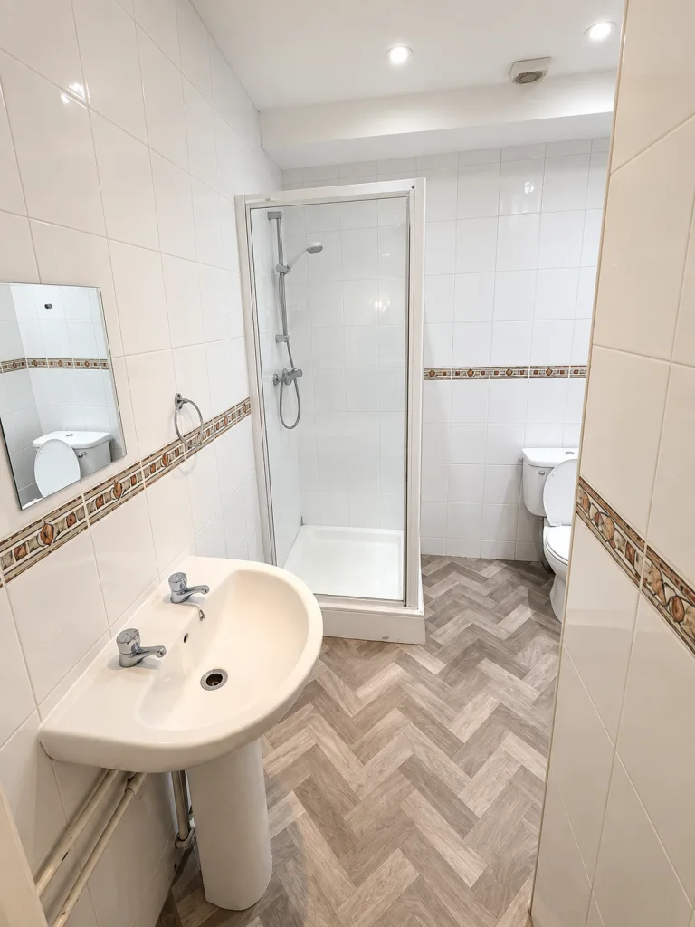 7 bedroom duplex for rent