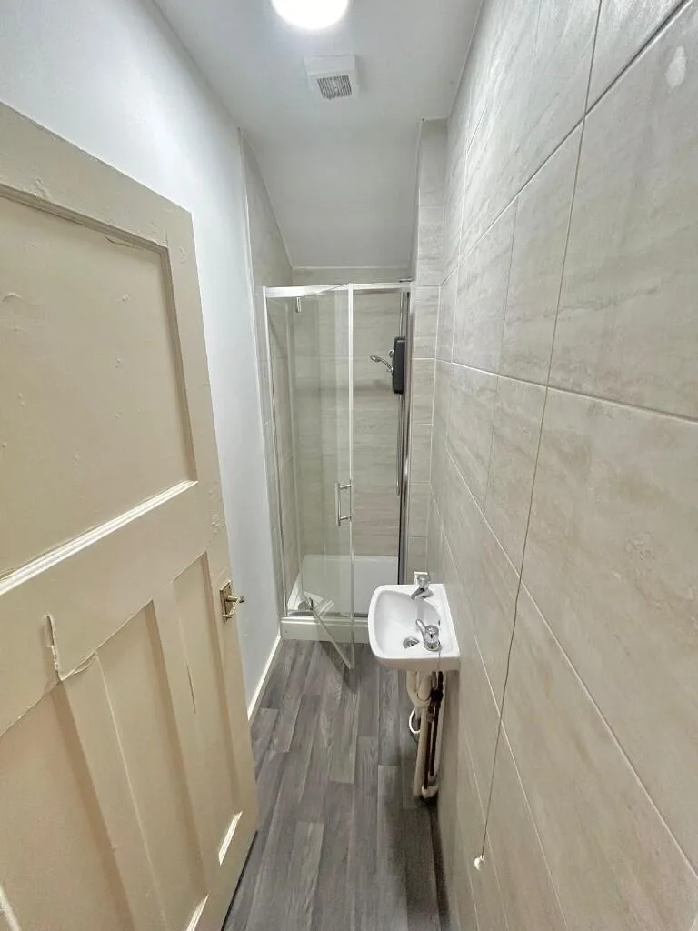 7 bedroom house for rent