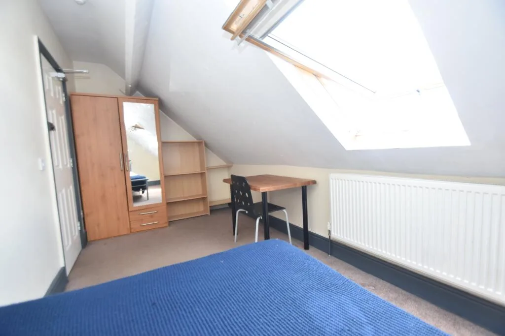 7 bedroom house for rent
