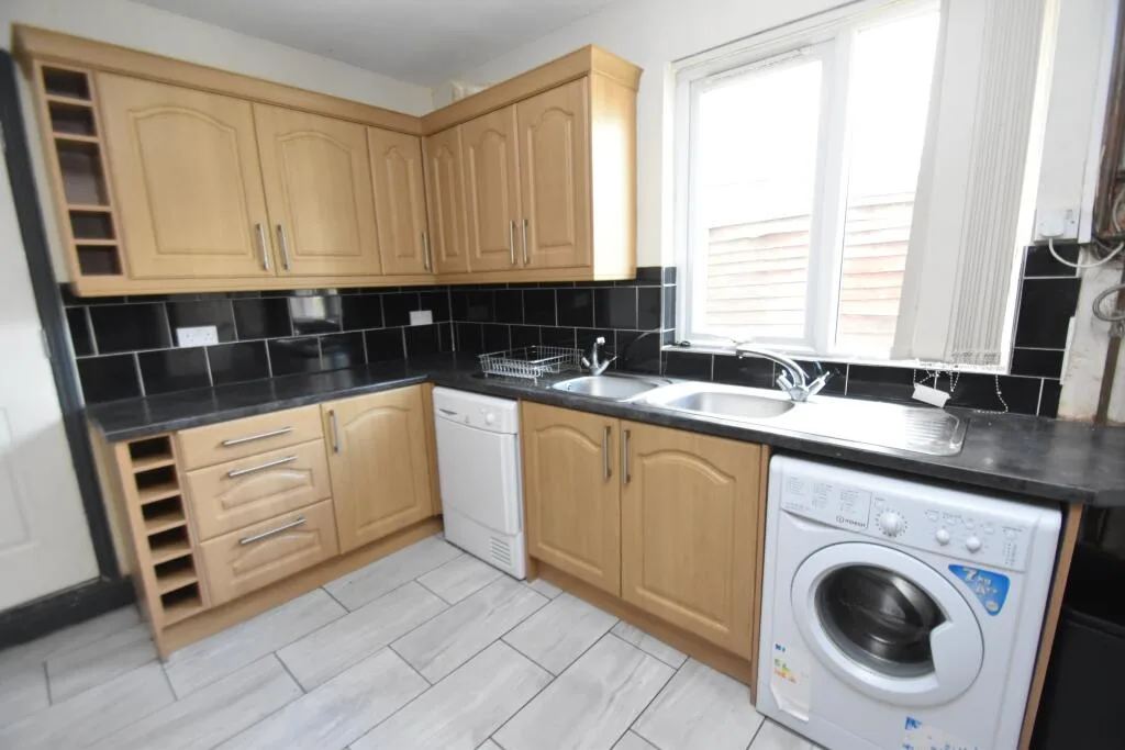 7 bedroom house for rent