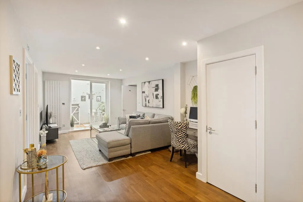 2 bedroom flat for rent