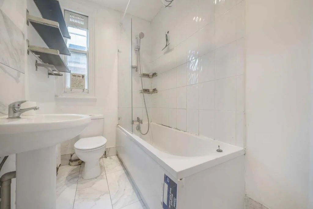 3 bedroom flat for rent